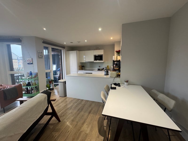 Room Tyssen Street in Greater London