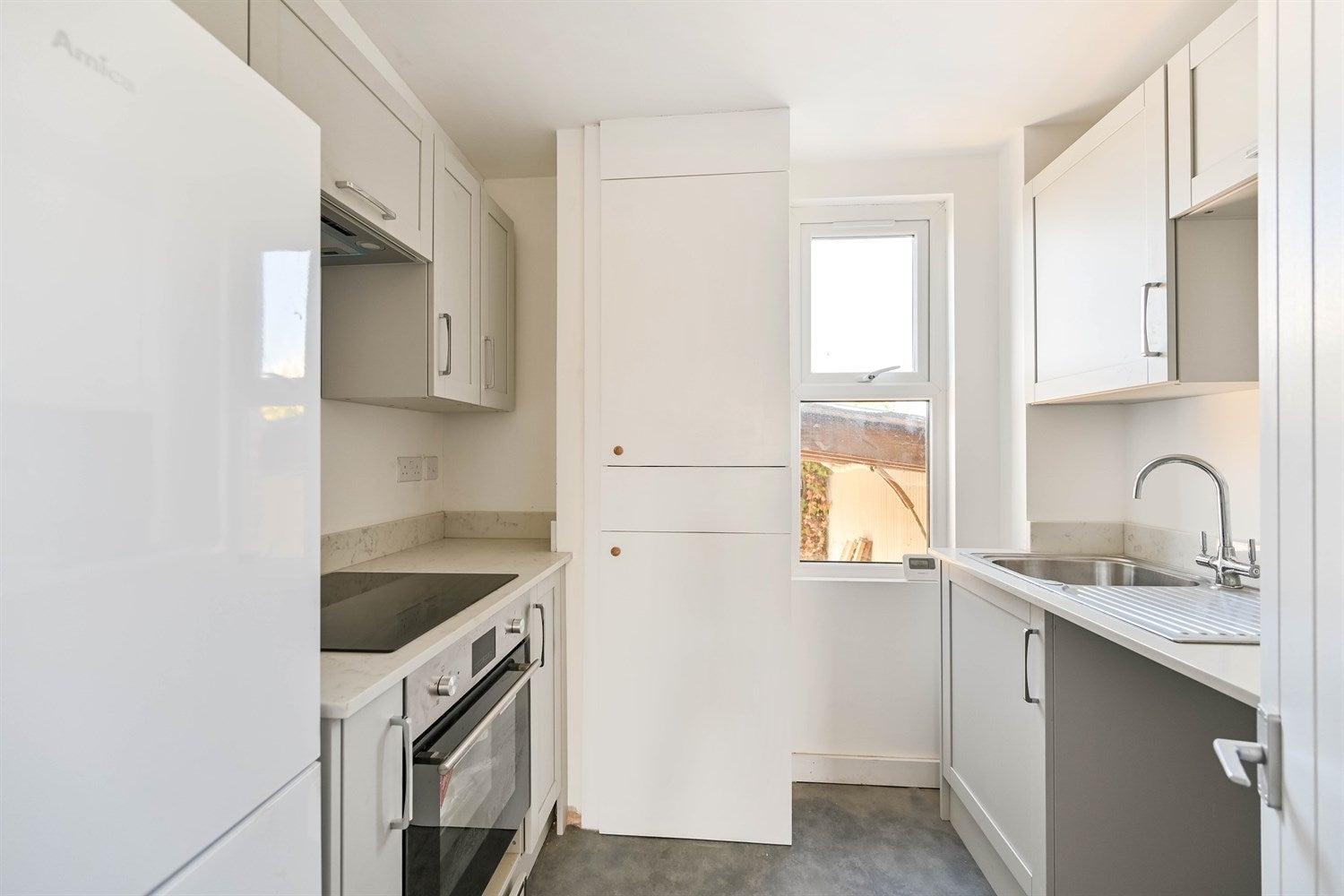 Flat Bedford Road in Reading