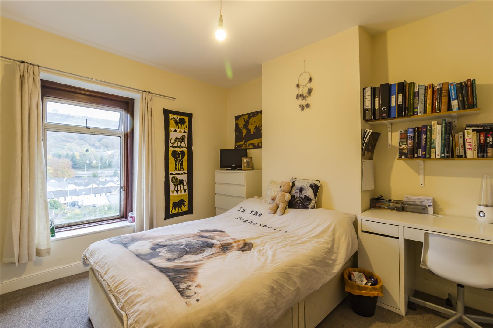 Flat Wood Road in Pontypridd
