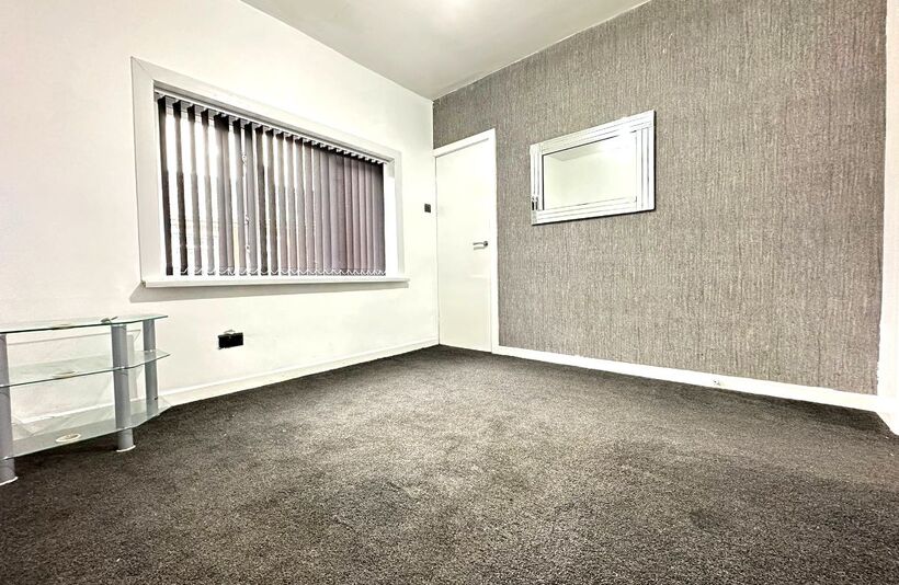 Flat Shear Brow in Blackburn