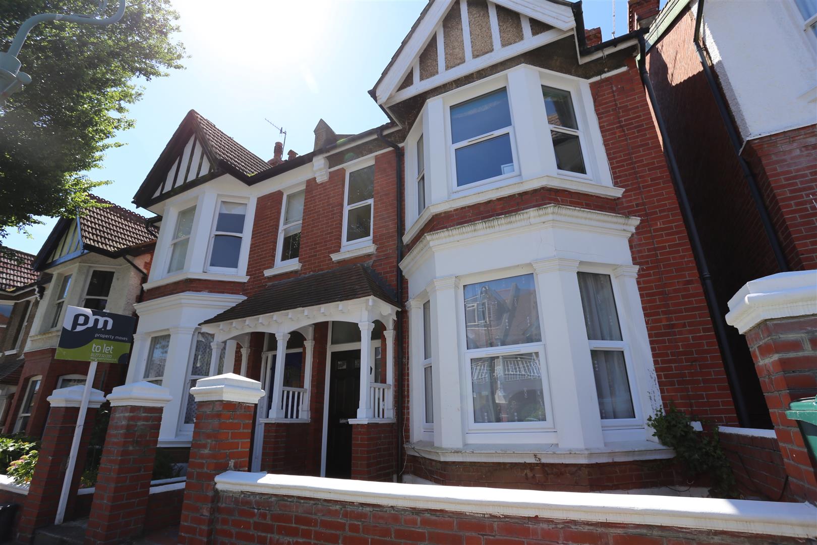 Flat Glendale Road in Hove