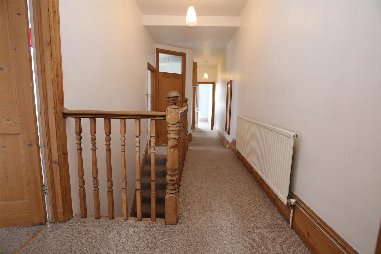 Flat Glendale Road in Hove