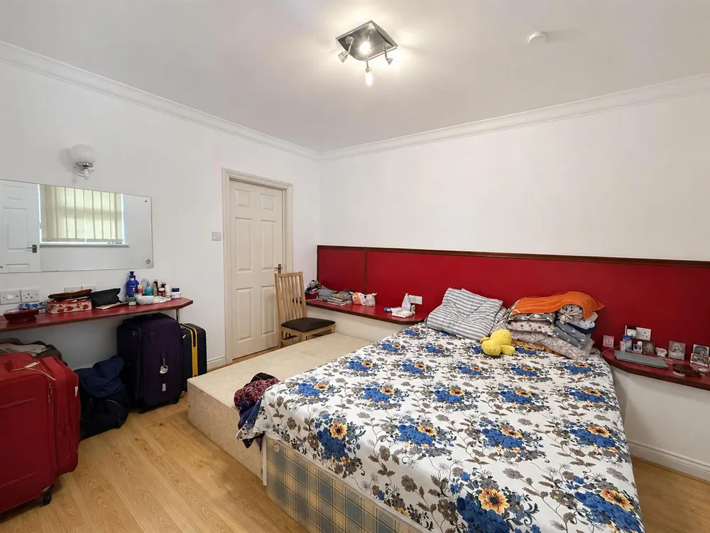 Flat Bartholomew Street East in Exeter