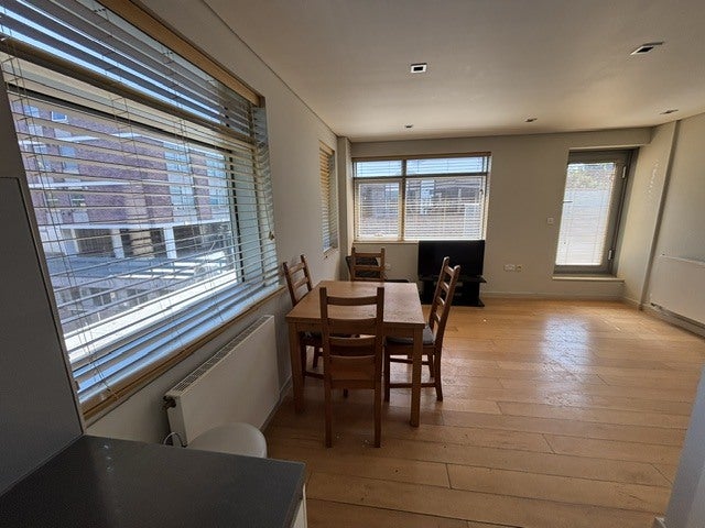 Flat Rochester Mews in Greater London