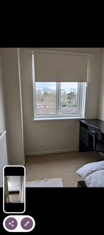 Room Dowdeswell Close in Greater London