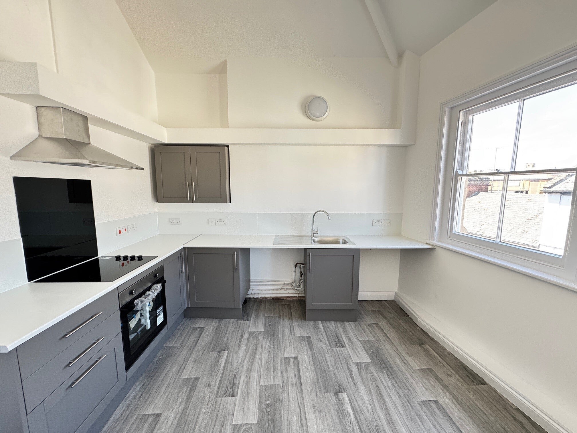 Flat Newton Road in Yeovil