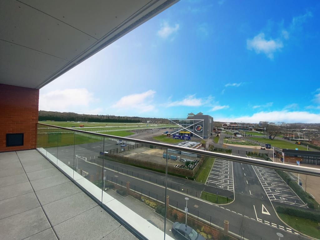Flat Kingman Way in Greenham