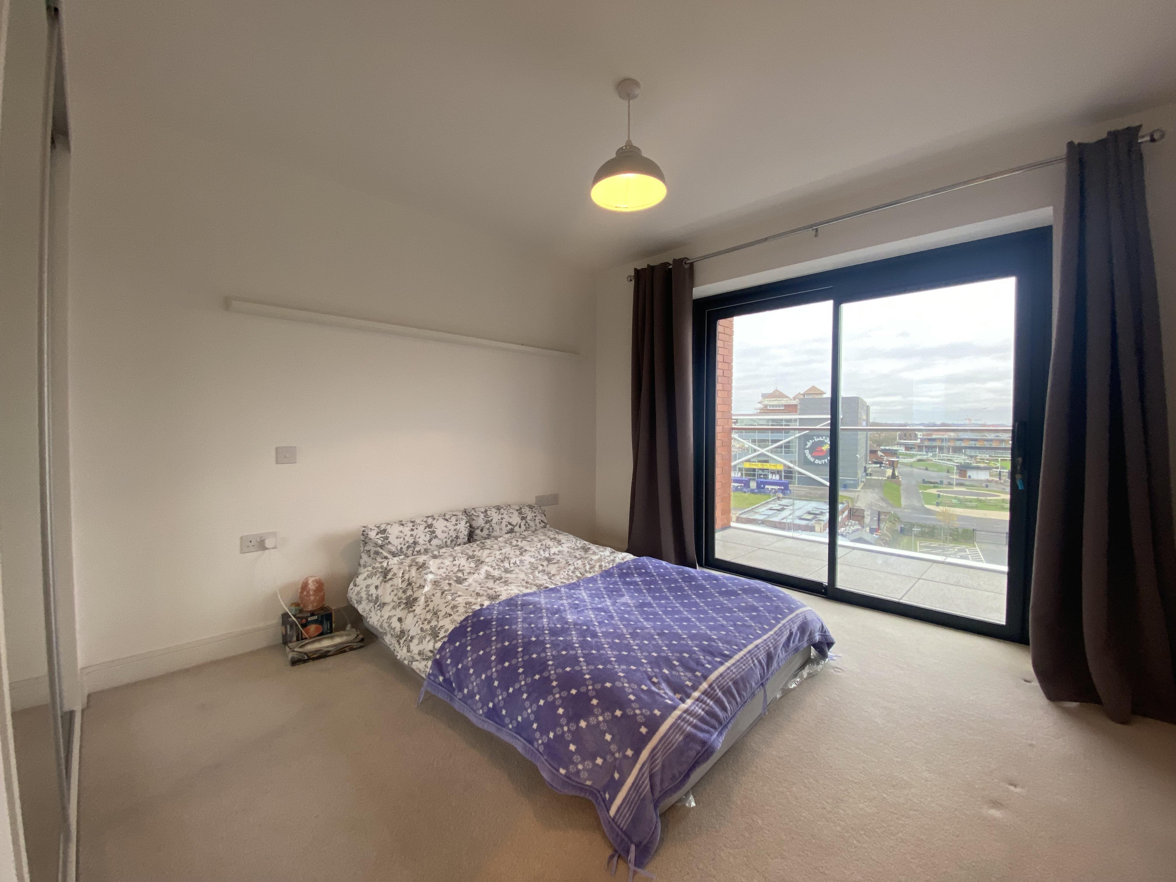 Flat Kingman Way in Greenham