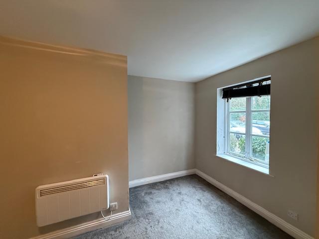 Flat Upton Park in Slough