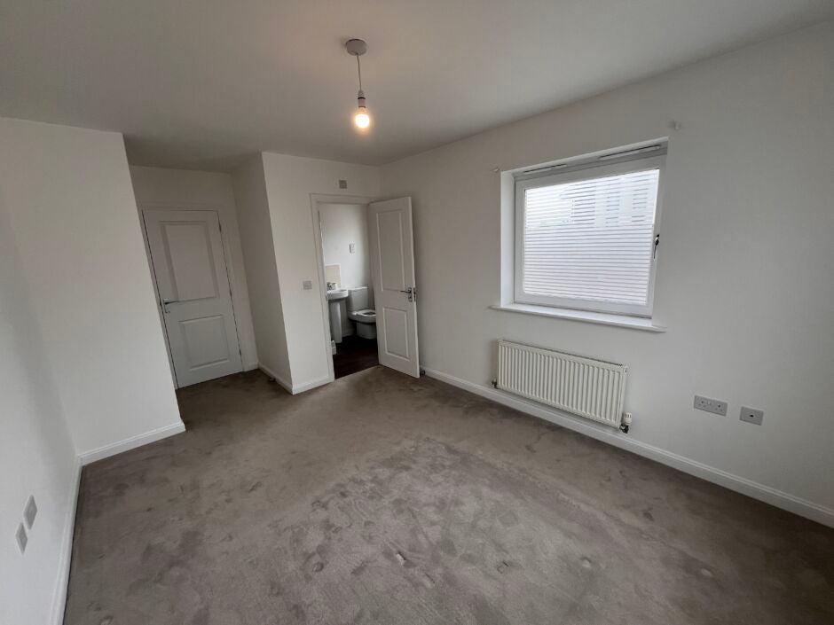 Flat Minotaur Way in Swansea