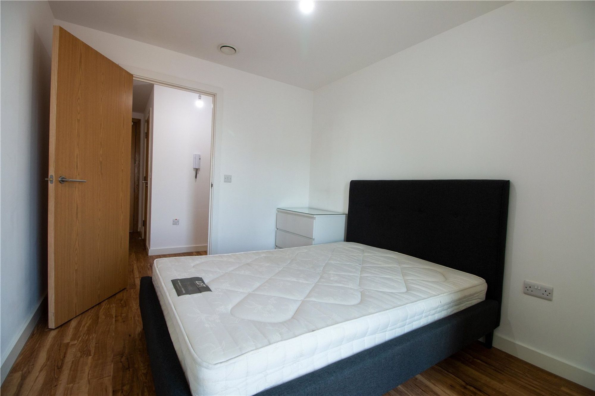 Flat Michigan Avenue in Salford