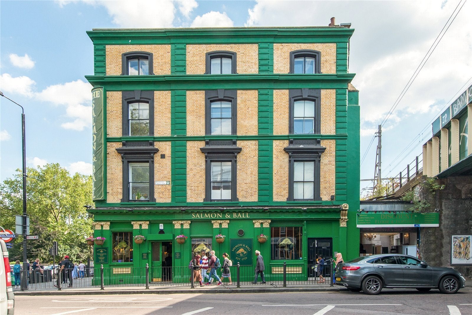 Flat Bethnal Green Road in Greater London