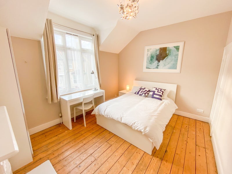 Room Abbey Road in Greater London