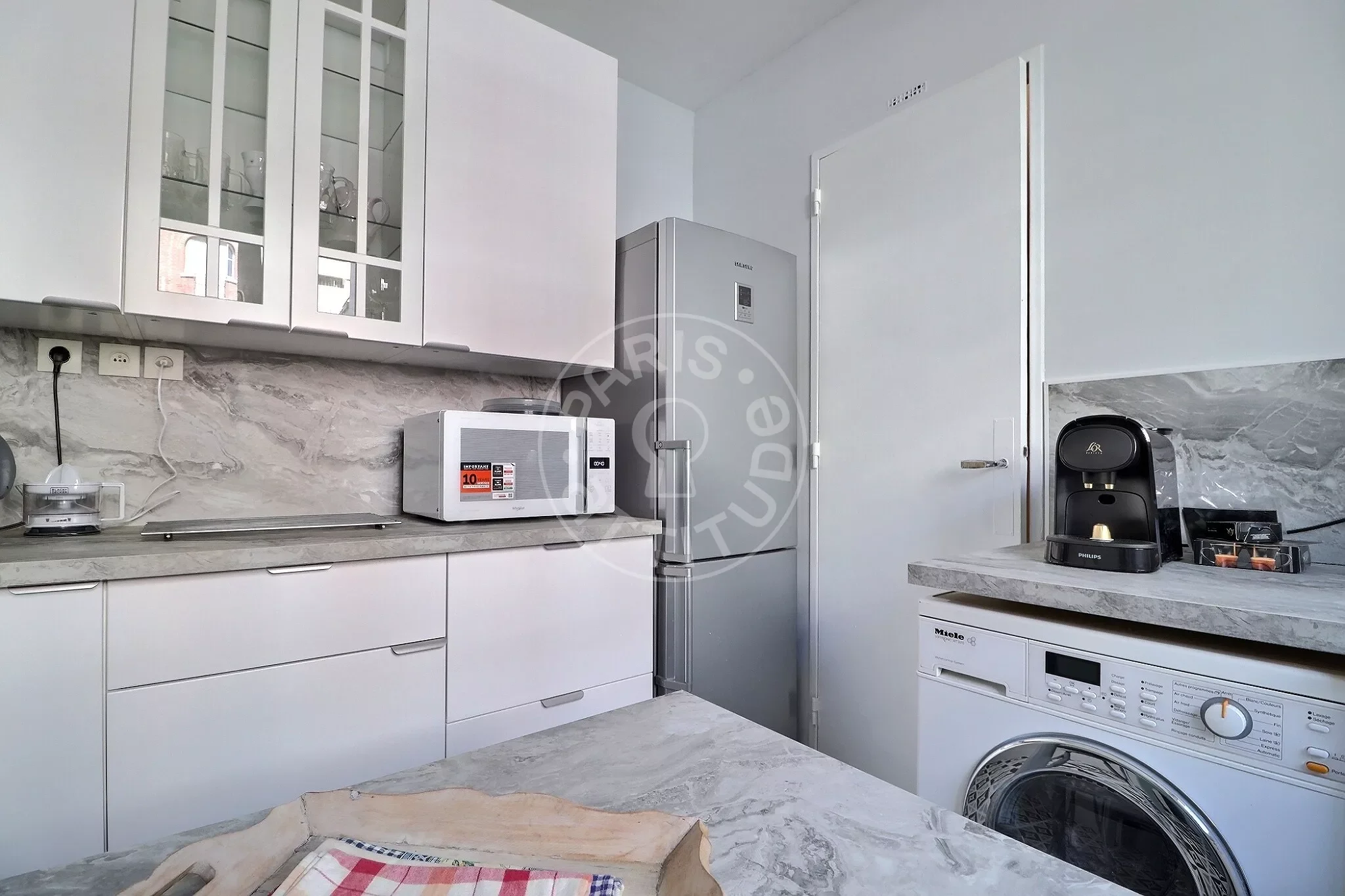 Appartement Rue Philibert Delorme à Paris
