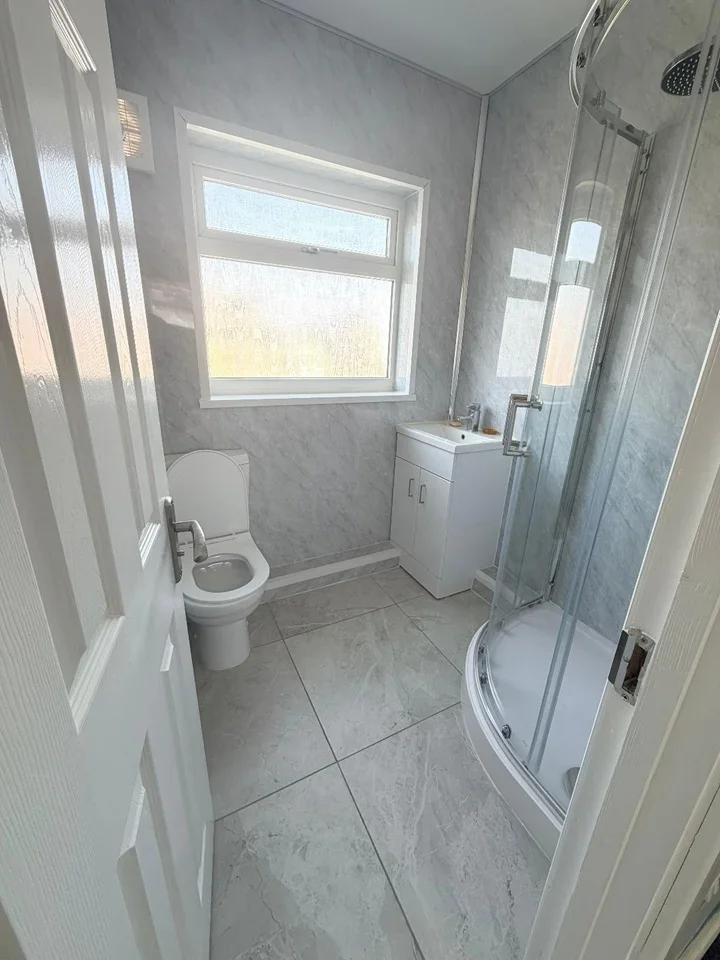 Flat Burnaby Road in Coventry