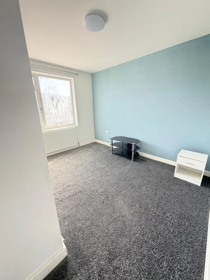Flat Burnaby Road in Coventry