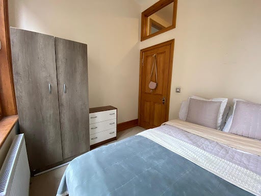 Room Elgin Avenue in City of Westminster