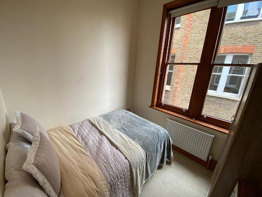 Room Elgin Avenue in City of Westminster