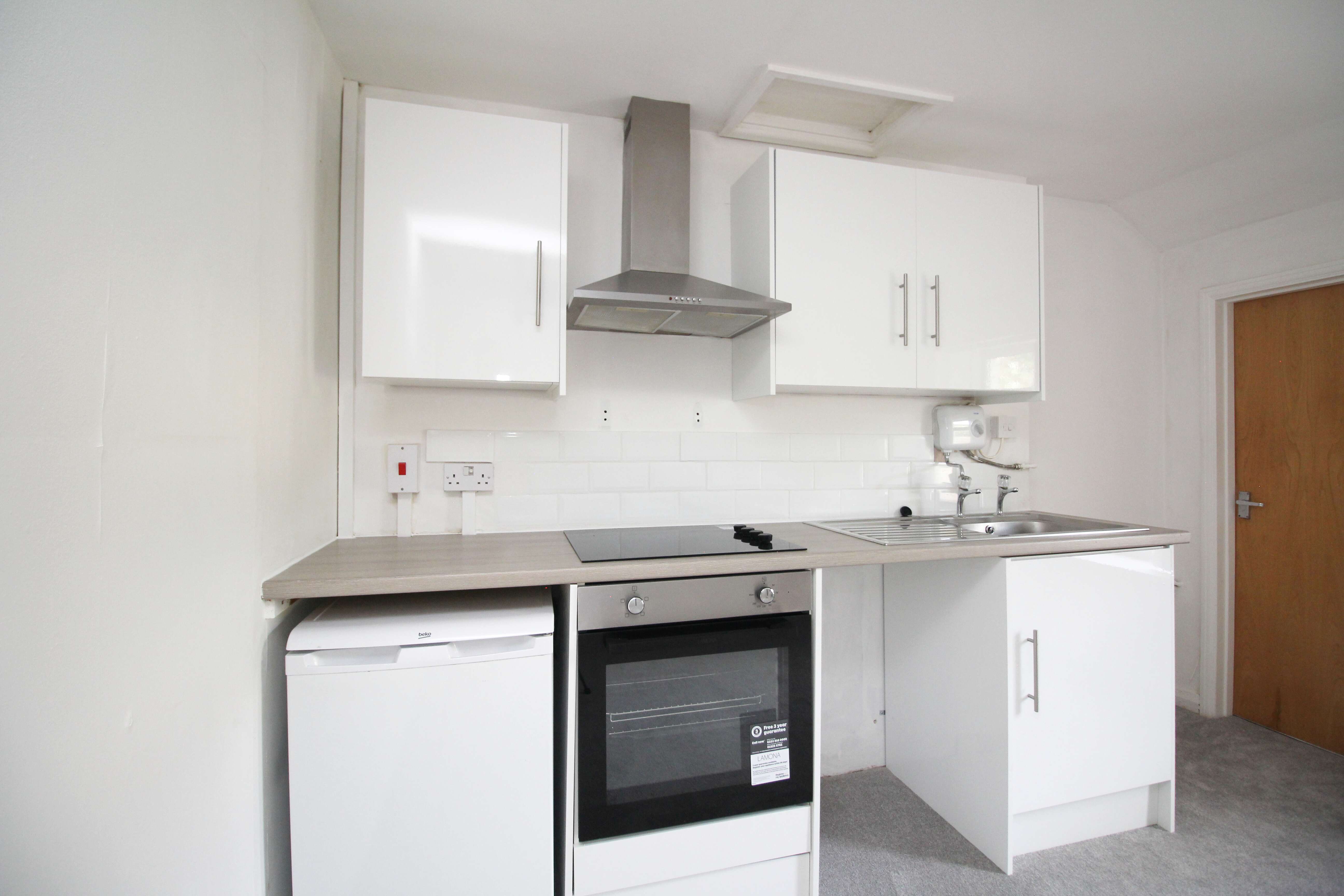 Flat Talbot Road in Pontyclun