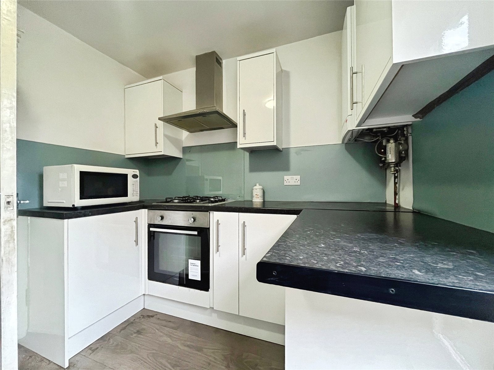 Flat Beechtree Avenue in Borough of Runnymede