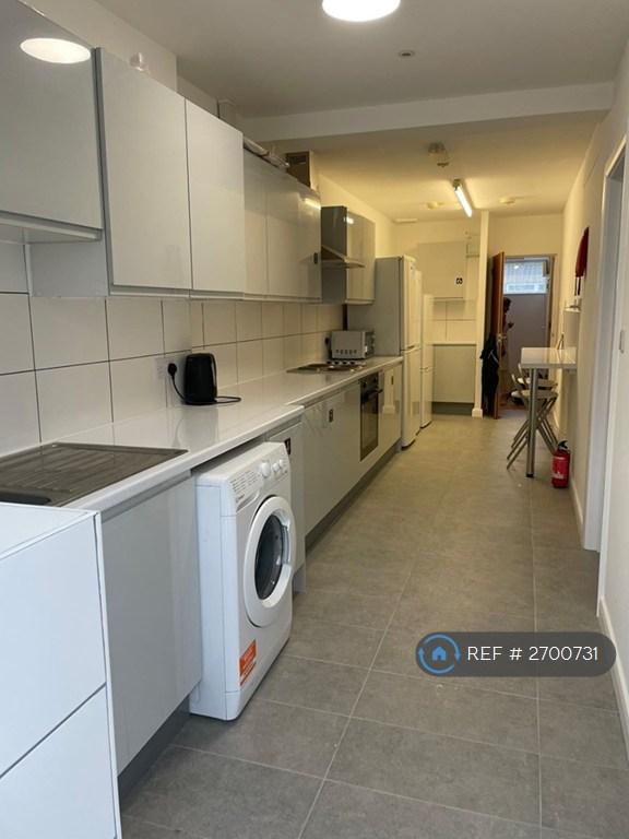 Room Montgolfier Walk in Greater London