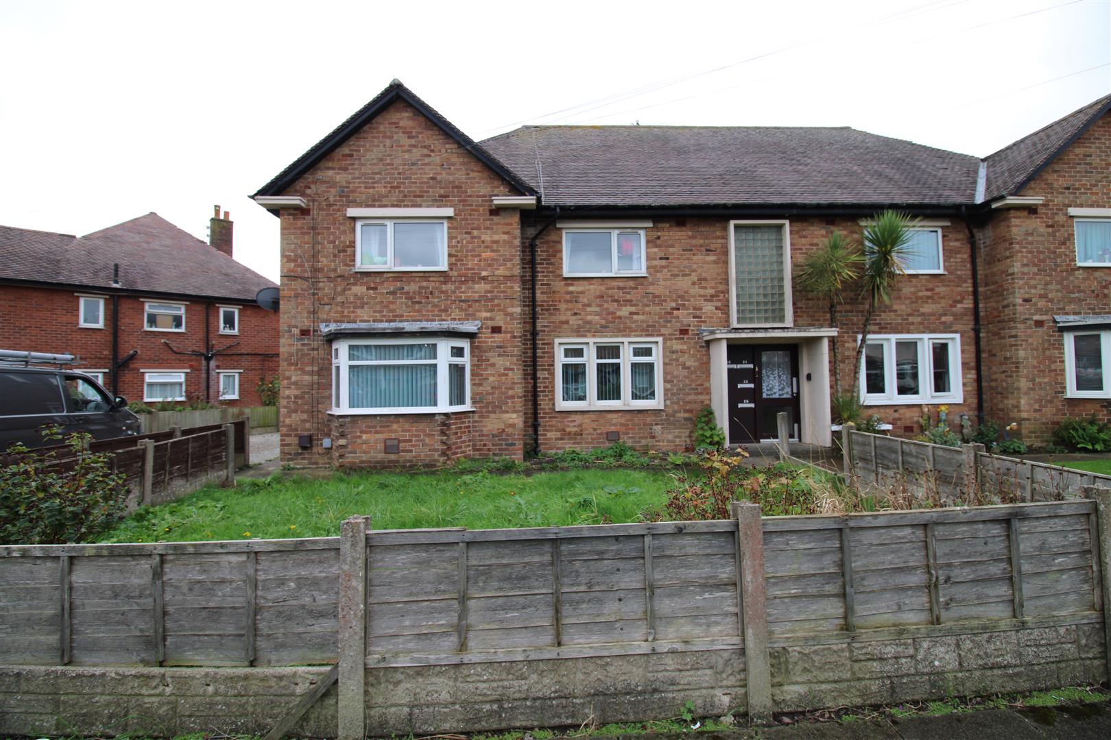 Flat Oldfield Crescent in Borough of Wyre