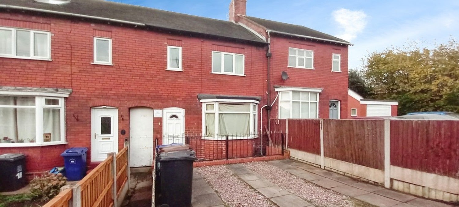 Flat Hassam Avenue in Newcastle-under-Lyme