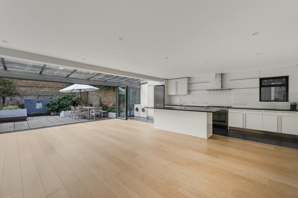 House Fitzroy Park in Greater London