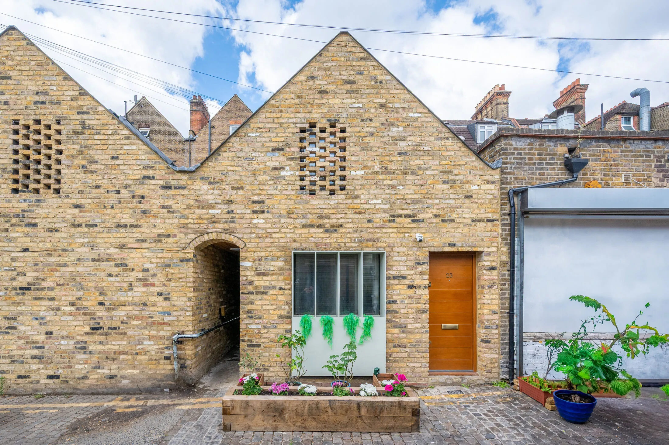 House Gleneldon Mews in Greater London