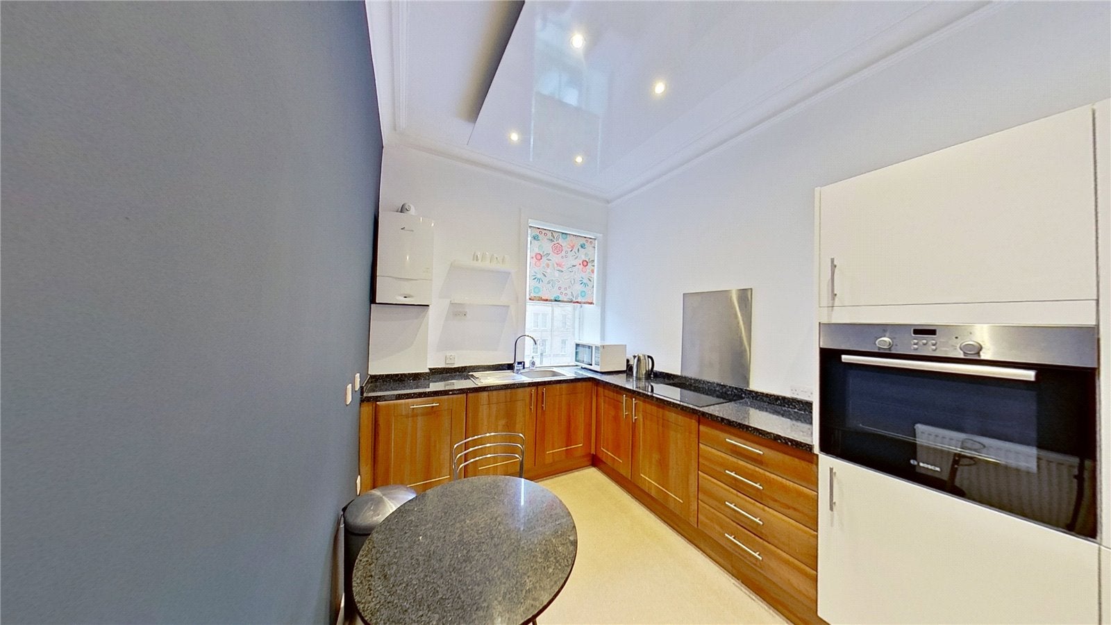 Flat Balfour Street in City of Edinburgh