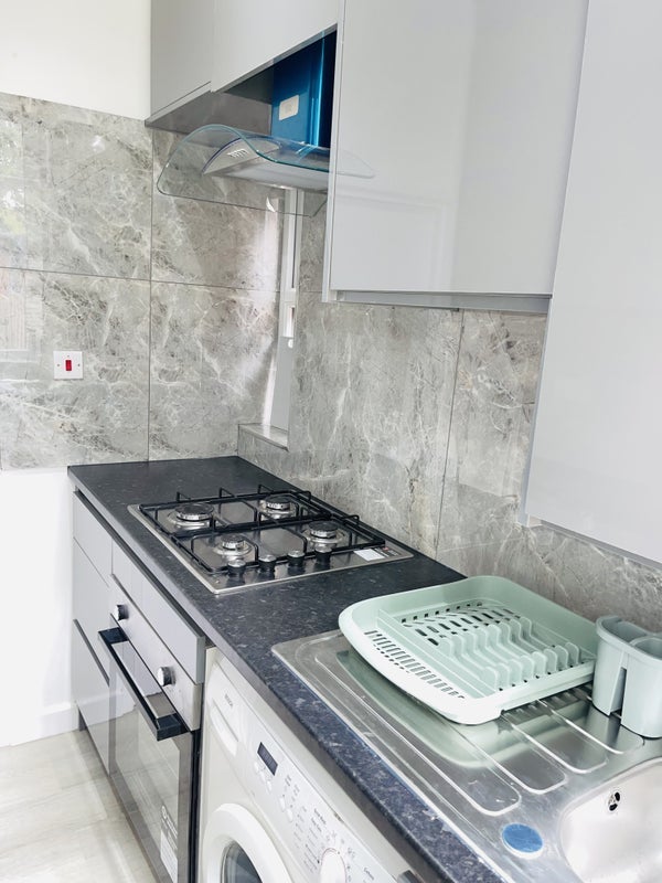 House Berkeley Waye in Greater London