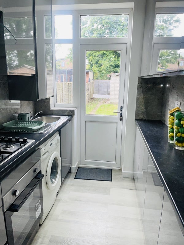 House Berkeley Waye in Greater London