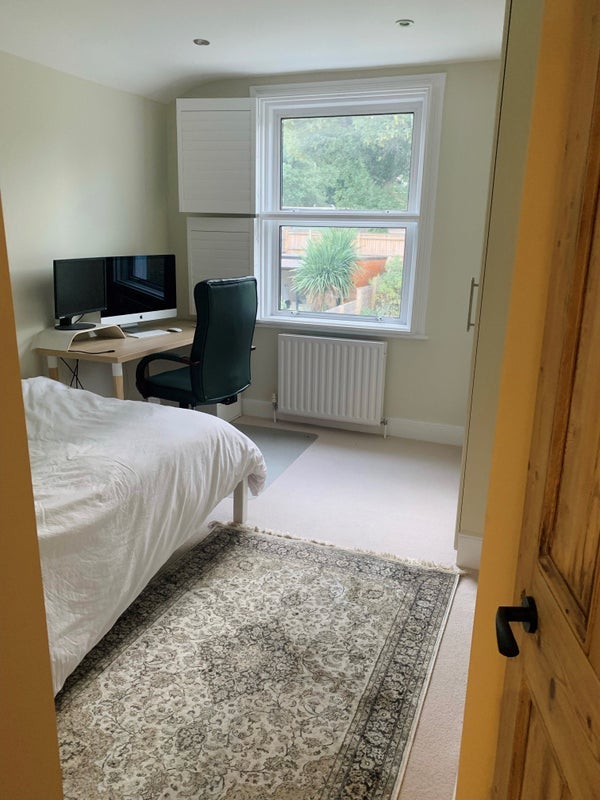 Room Elliscombe Road in Greater London