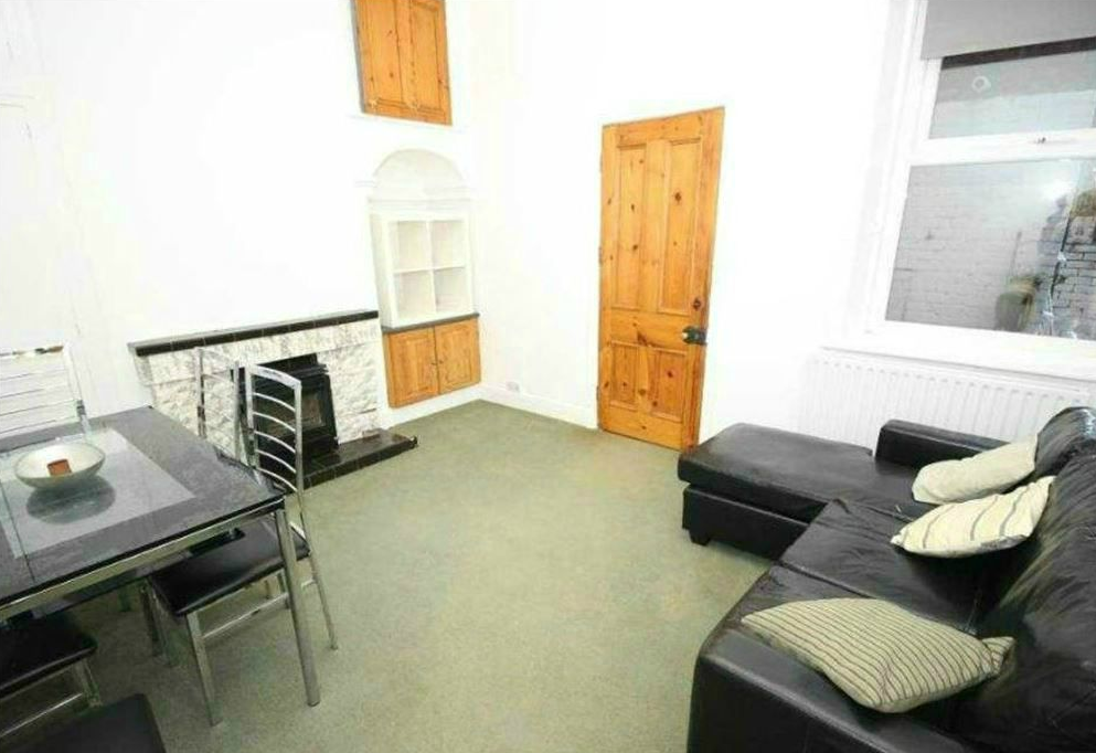 Flat Shortridge Terrace in Newcastle upon Tyne