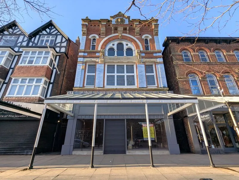 Flat Hendon Court in Euxton