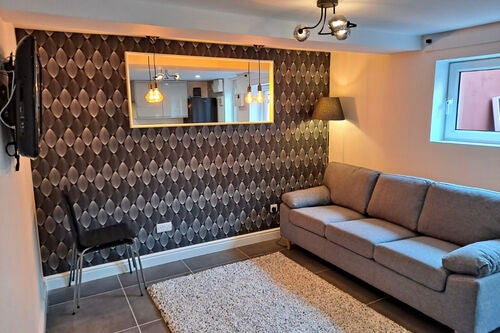Flat Melville Place in Leeds
