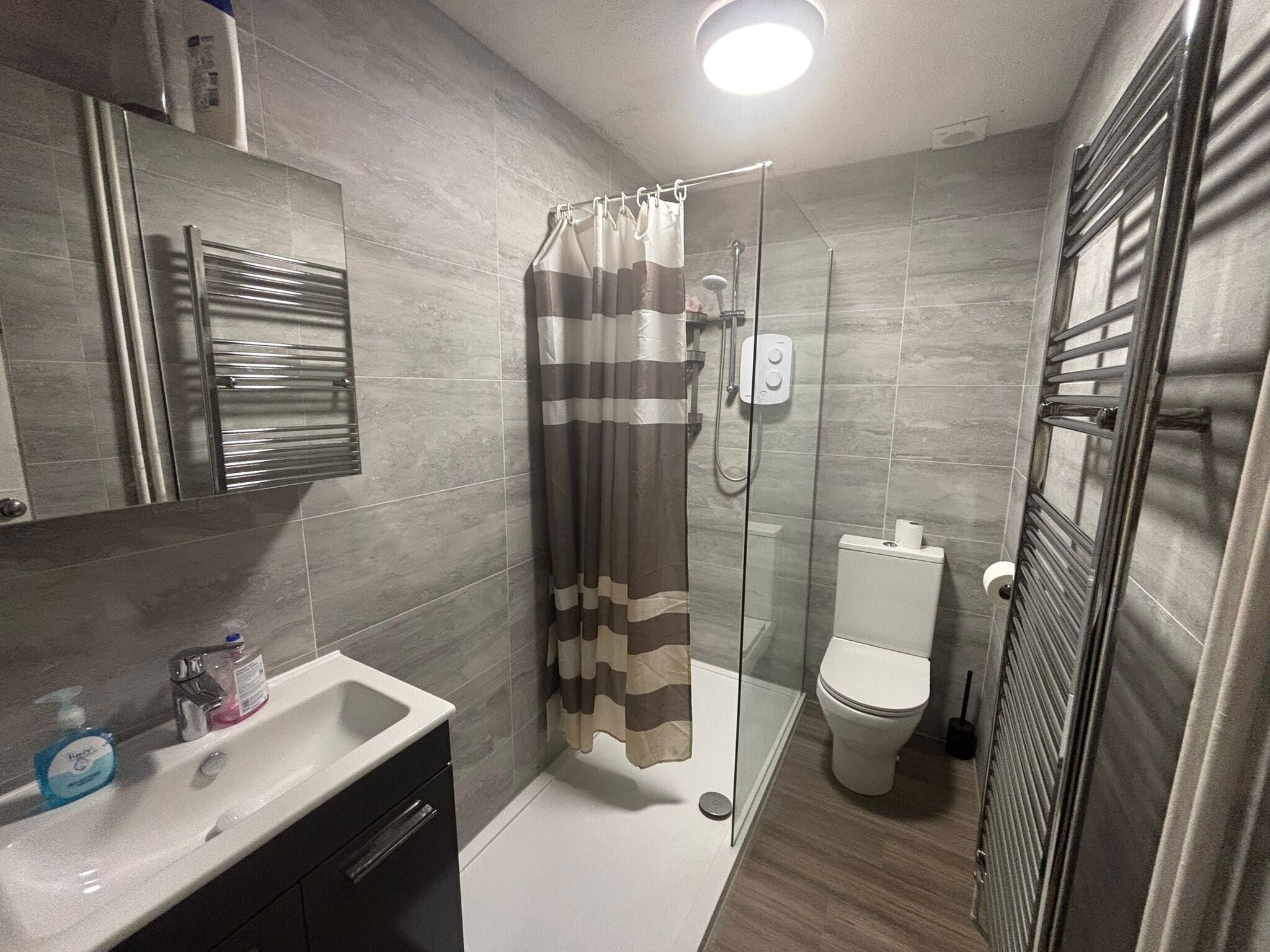 Room Ashfield in Milton Keynes