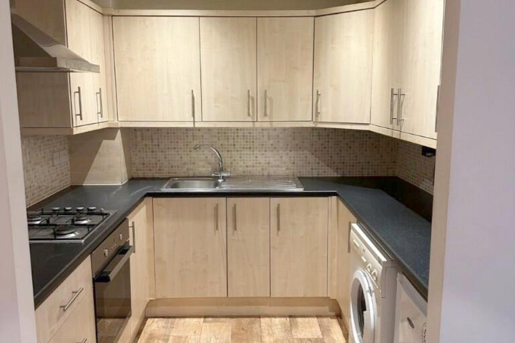 Flat Regent Court in Durham