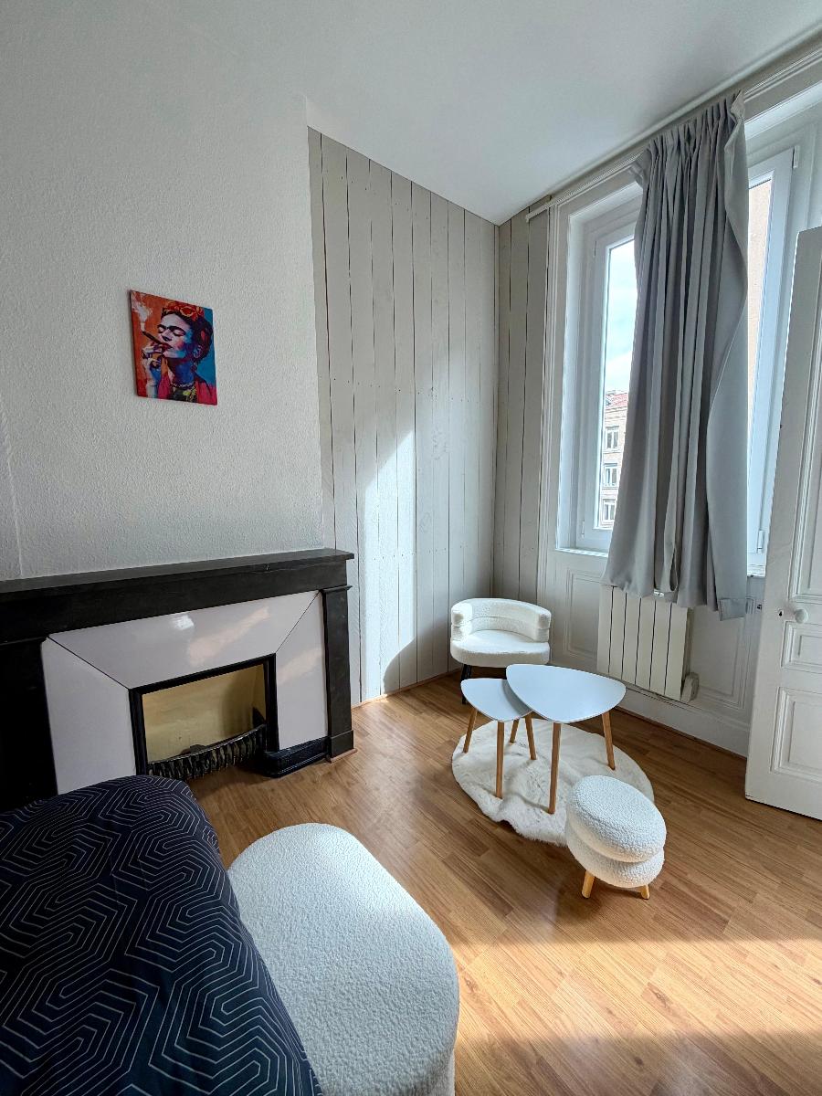 Flat Place Jean Jaurès in Saint-Étienne
