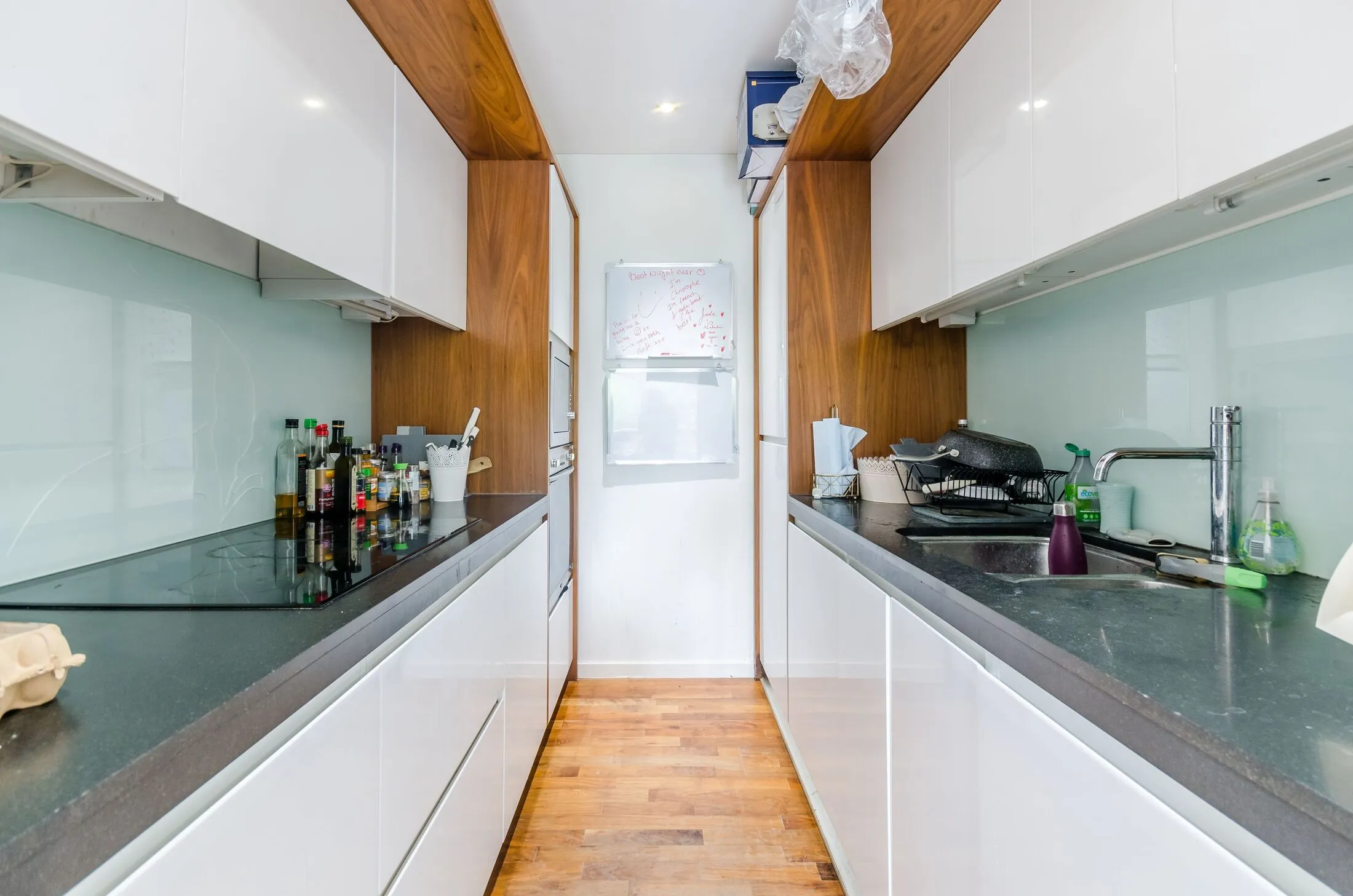 Flat Balham Grove in Greater London