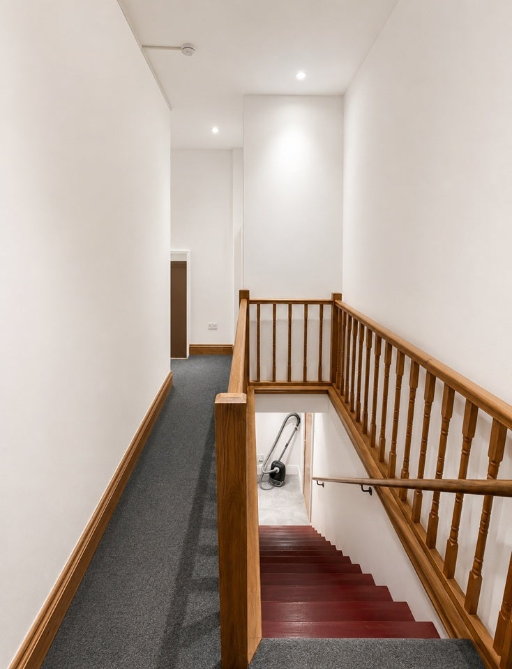 Room Leirum Street in Greater London
