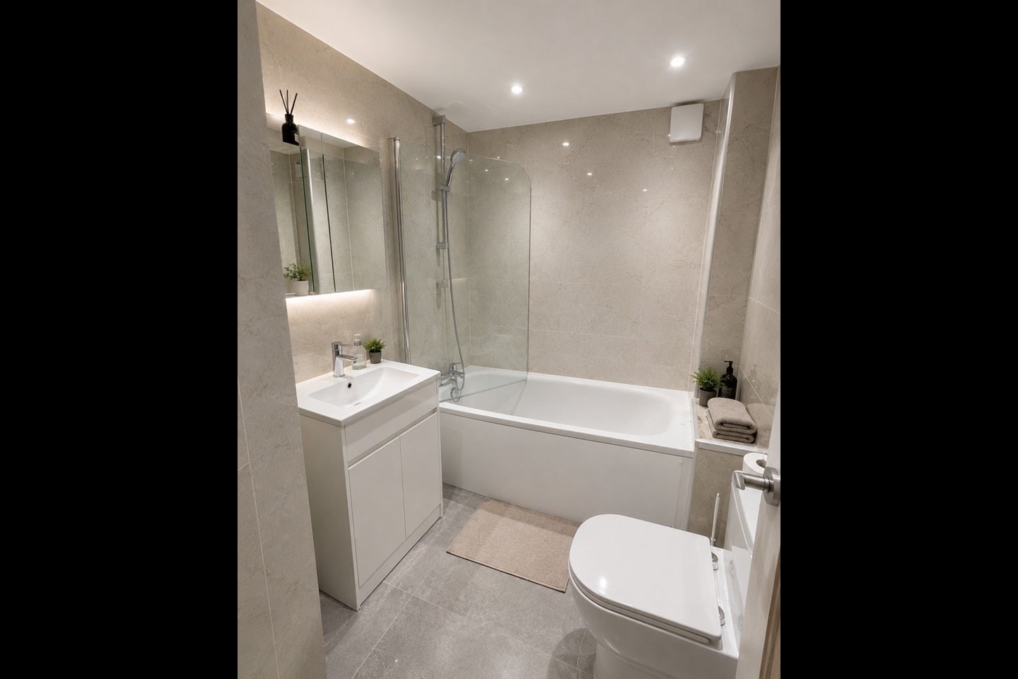 Room Leirum Street in Greater London