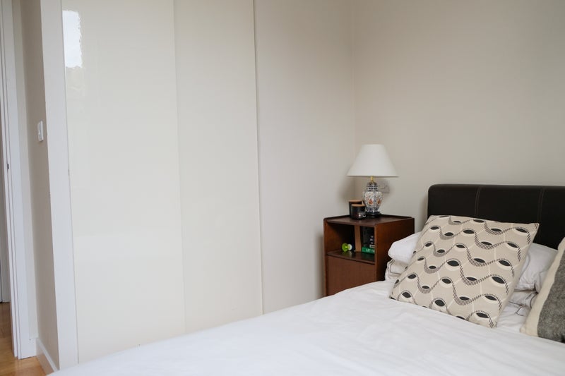 Room Brixton Road in Greater London