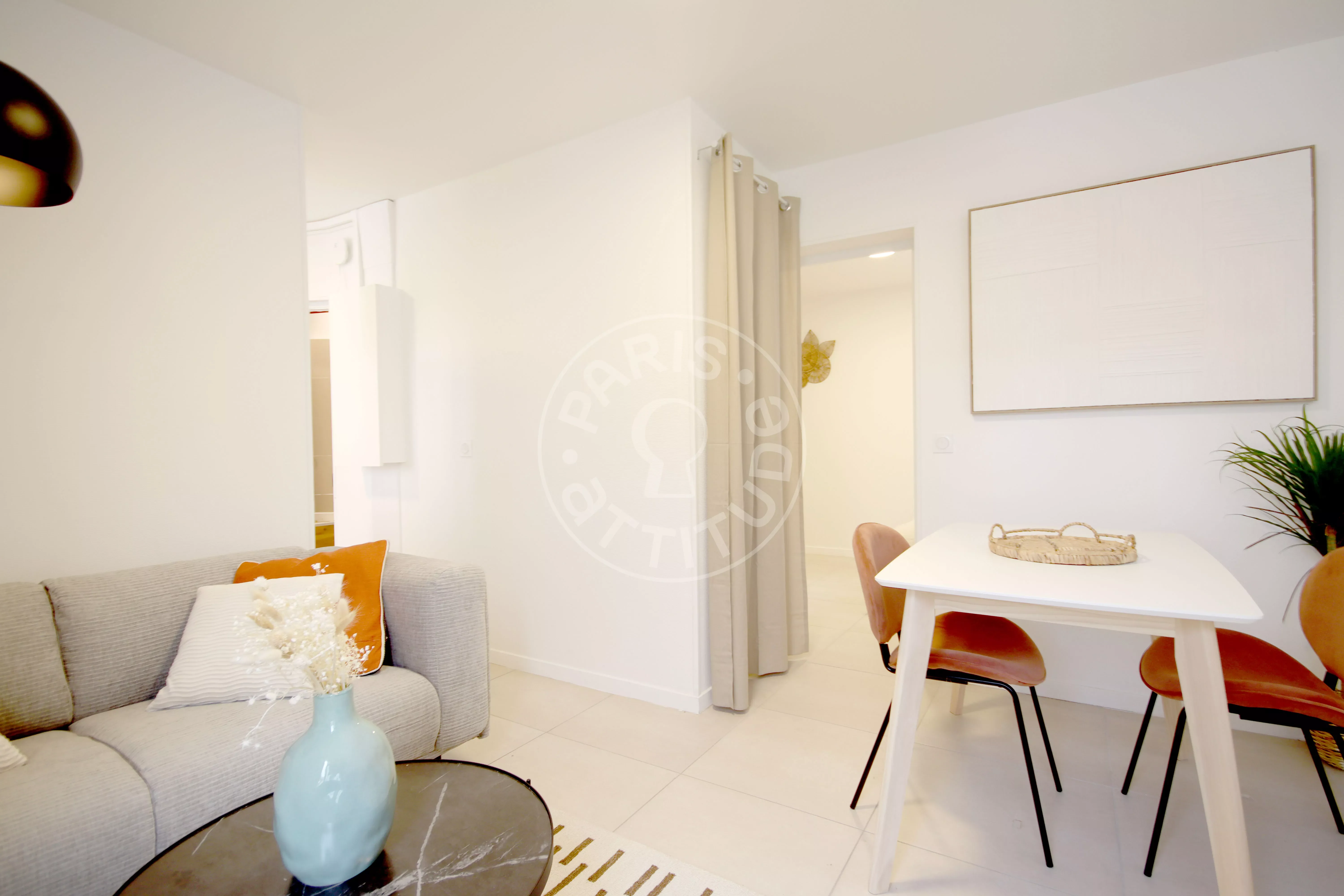 Appartement Rue de Romainville à Les Lilas