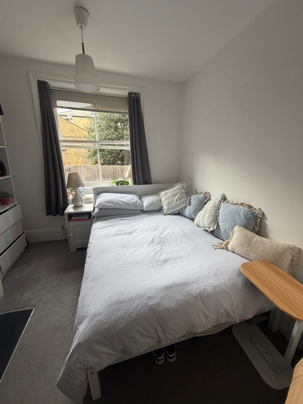 Flat Clapham Common North Side in Greater London