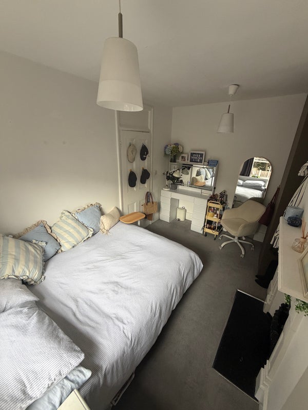 Flat Clapham Common North Side in Greater London