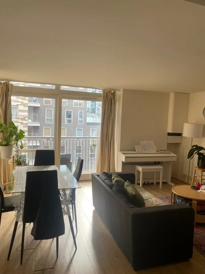 Flat Cassilis Road in Greater London