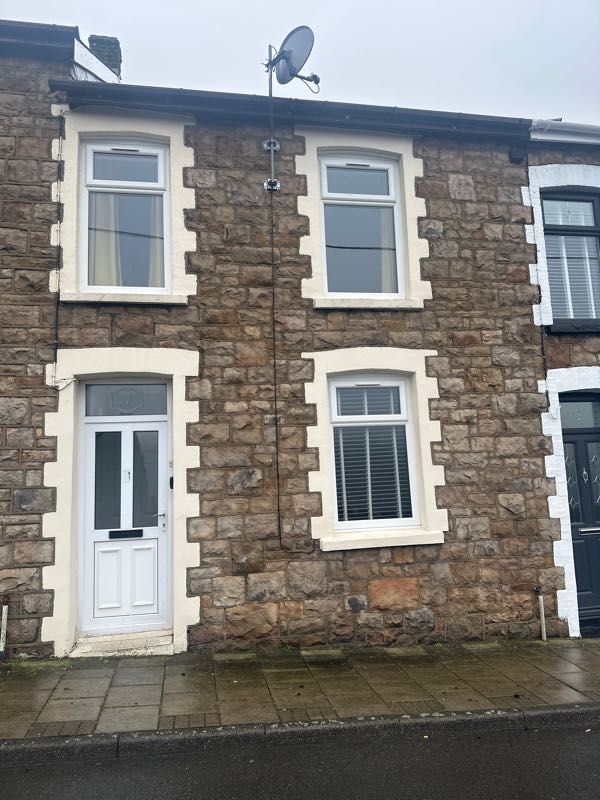 House Excelsior Street in Waun-lwyd
