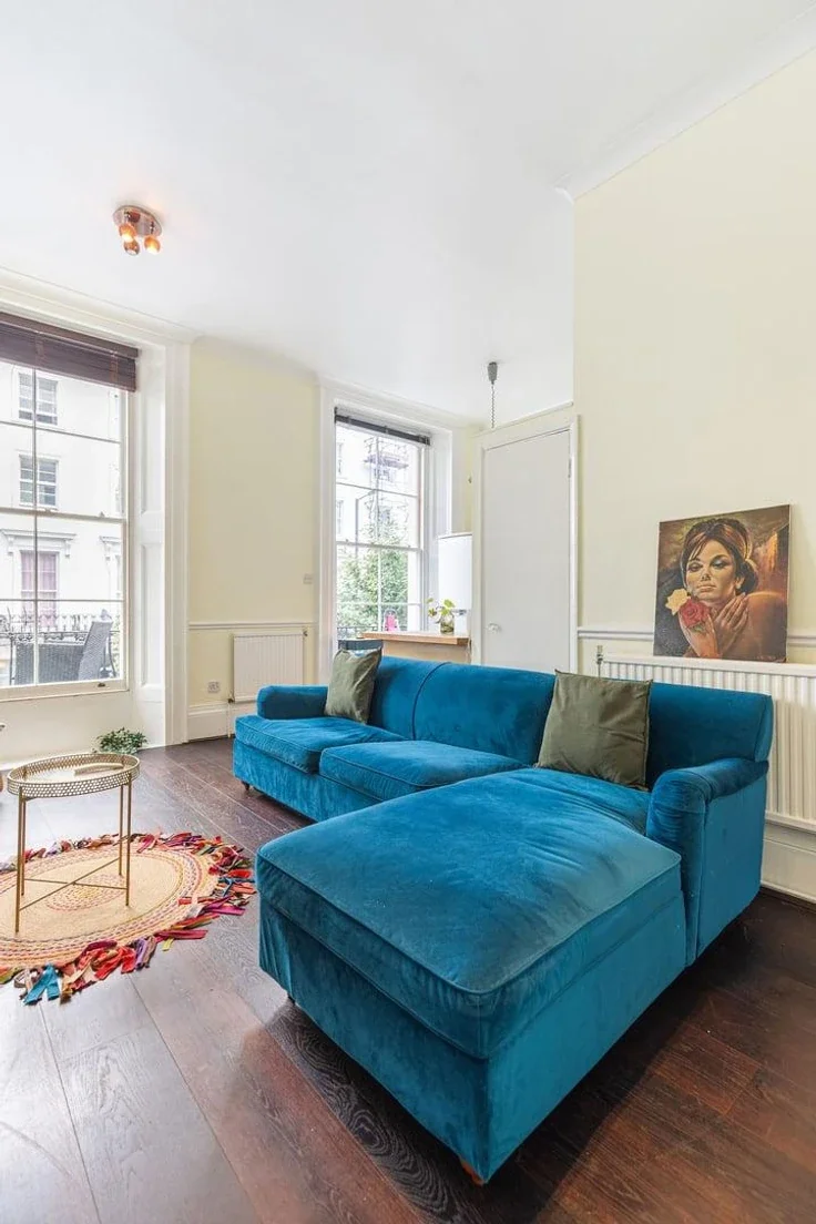 Flat Gloucester Terrace in City of Westminster