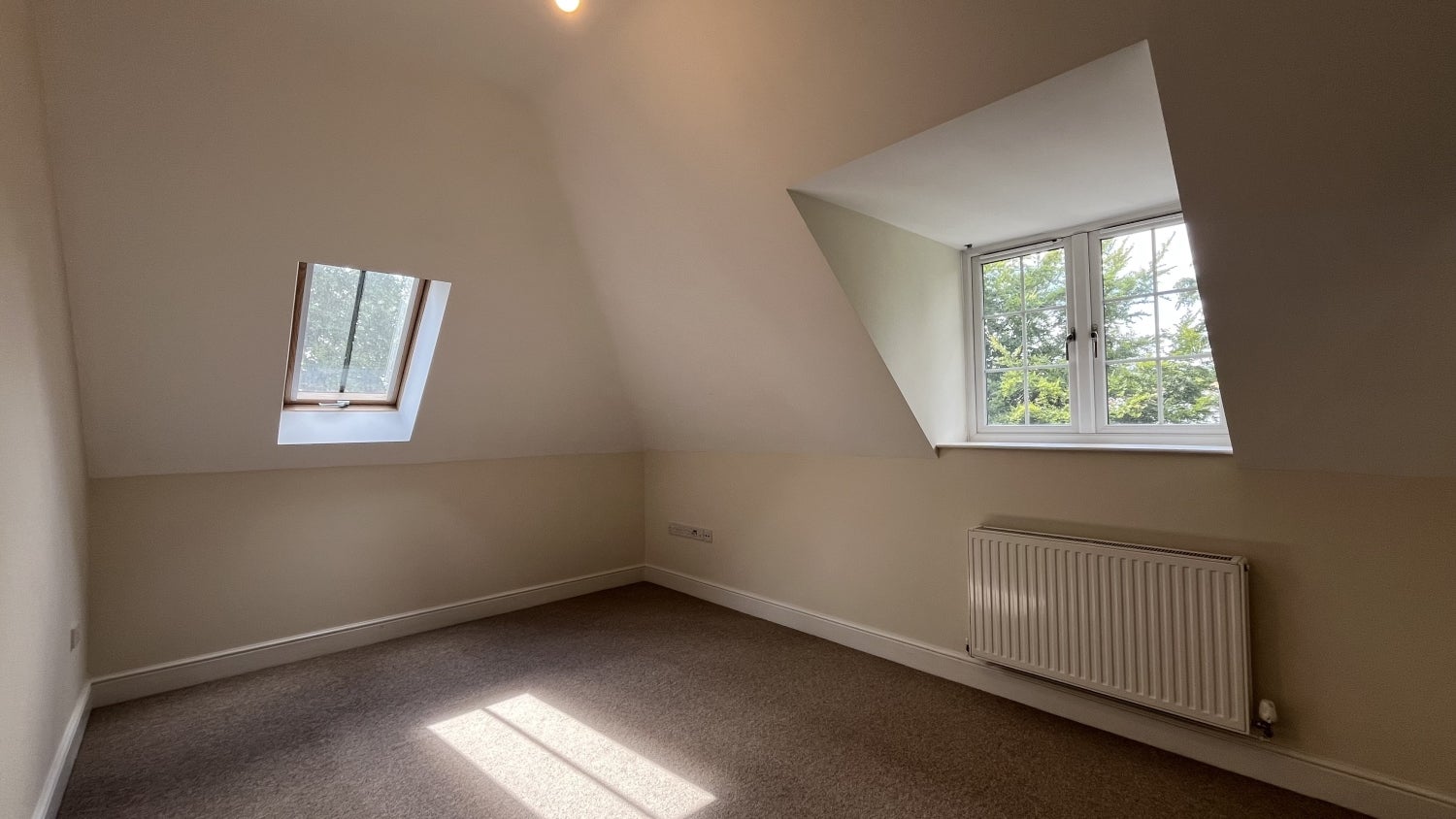 Flat Stirling Road in Bournemouth